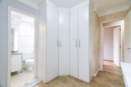 Apartamento à venda com 105m², 3 quartos e 2 vagas Apartamento à venda com 105m², 3 quartos e 2 vagasSuite 1