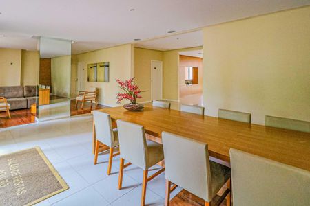 Apartamento à venda com 105m², 3 quartos e 2 vagas Apartamento à venda com 105m², 3 quartos e 2 vagasÁrea comum - Salão de festas Gourmet