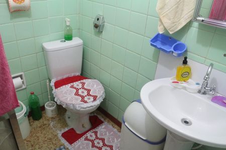 Casa à venda com 98m², 1 quarto e sem vagaBanheiro