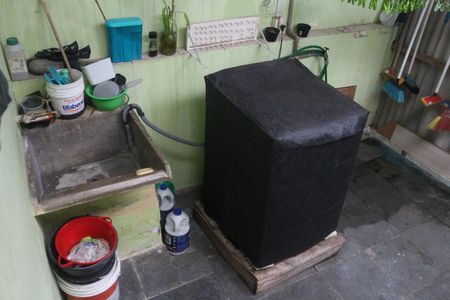 Casa à venda com 98m², 1 quarto e sem vagaÁrea de Serviço