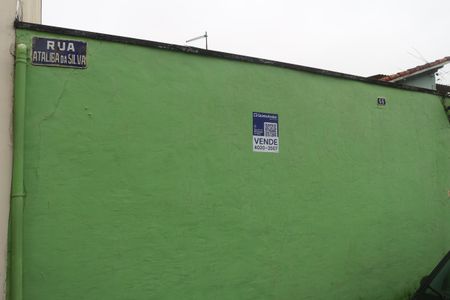 Casa à venda com 98m², 1 quarto e sem vagaPlaquinha