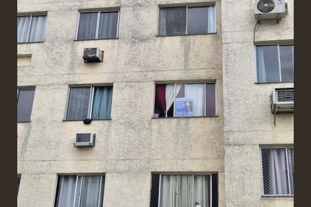 Apartamento à venda com 52m², 3 quartos e 1 vaga Apartamento à venda com 52m², 3 quartos e 1 vagaPlaca