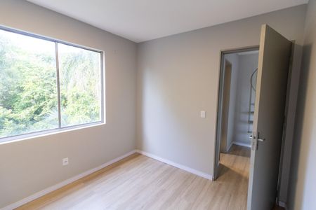 Quarto de apartamento à venda com 1 quarto, 120m² em Teresópolis, Porto Alegre