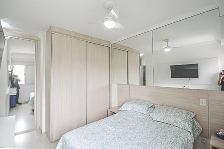 Apartamento à venda com 92m², 2 quartos e 2 vagas Suíte