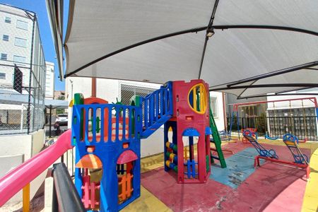 Apartamento à venda com 42m², 2 quartos e 1 vagaÁrea comum - Playground