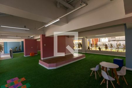 Apartamento à venda com 32m², 2 quartos e sem vagaÁrea comum