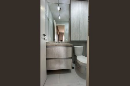 Apartamento para alugar com 54m², 1 quarto e 1 vaga Apartamento para alugar com 54m², 1 quarto e 1 vagaBanheiro da Suíte