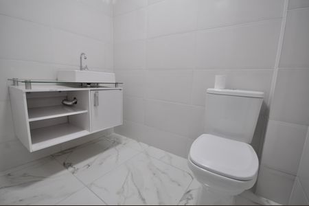 Casa à venda com 120m², 4 quartos e 1 vagaBanheiro de Serviço