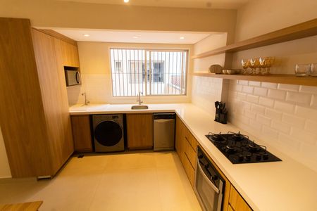 Apartamento à venda com 67m², 2 quartos e 1 vagaCozinha