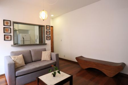 Sala de apartamento para alugar com 1 quarto, 65m² em Carmo, Belo Horizonte