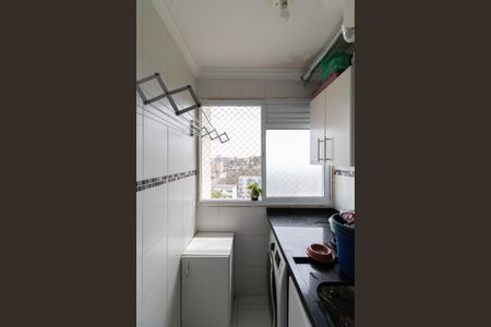 Apartamento à venda com 45m², 2 quartos e 1 vaga Apartamento à venda com 45m², 2 quartos e 1 vagaCozinha e Área de Serviço