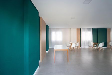Apartamento para alugar com 40m², 2 quartos e sem vaga Apartamento para alugar com 40m², 2 quartos e sem vagaÁrea comum - Salão de festas