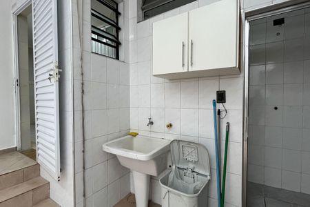 Casa para alugar com 152m², 2 quartos e 2 vagas Casa para alugar com 152m², 2 quartos e 2 vagasÁrea de Serviço