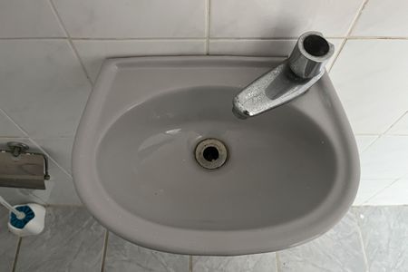 Casa para alugar com 152m², 2 quartos e 2 vagas Casa para alugar com 152m², 2 quartos e 2 vagasBanheiro de serviço