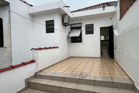 Casa para alugar com 152m², 2 quartos e 2 vagas Casa para alugar com 152m², 2 quartos e 2 vagasQuintal