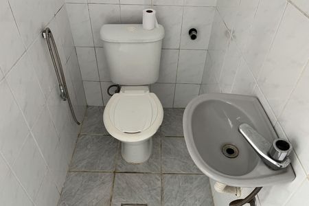 Casa para alugar com 152m², 2 quartos e 2 vagas Casa para alugar com 152m², 2 quartos e 2 vagasBanheiro de serviço