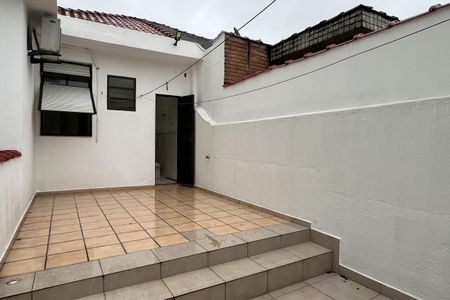 Casa para alugar com 152m², 2 quartos e 2 vagas Casa para alugar com 152m², 2 quartos e 2 vagasQuintal