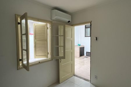 Casa para alugar com 152m², 2 quartos e 2 vagas Casa para alugar com 152m², 2 quartos e 2 vagasQuarto de Serviço