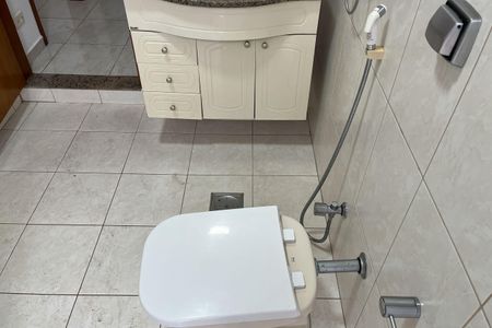 Casa para alugar com 152m², 2 quartos e 2 vagas Casa para alugar com 152m², 2 quartos e 2 vagasBanheiro