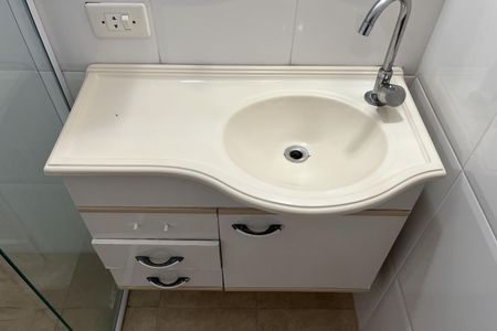 Casa para alugar com 152m², 2 quartos e 2 vagas Casa para alugar com 152m², 2 quartos e 2 vagasBanheiro da Suíte