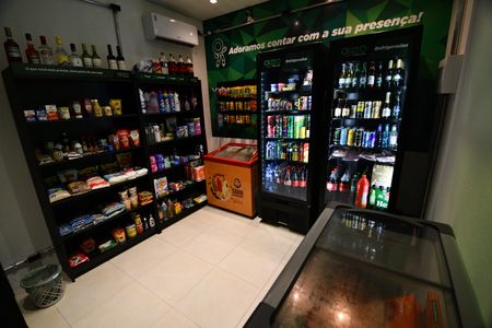 Apartamento à venda com 83m², 3 quartos e 2 vagasMercearia