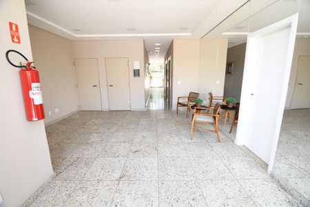 Apartamento à venda com 83m², 3 quartos e 2 vagasHall social