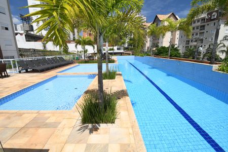Apartamento à venda com 83m², 3 quartos e 2 vagasÁrea comum - Piscina
