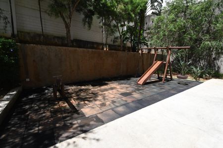 Apartamento à venda com 83m², 3 quartos e 2 vagasÁrea comum - Playground