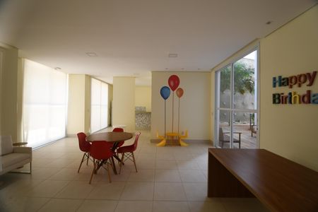 Apartamento à venda com 83m², 3 quartos e 2 vagasÁrea comum - Salão de festas