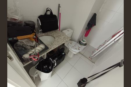 Apartamento à venda com 58m², 3 quartos e 1 vaga Apartamento à venda com 58m², 3 quartos e 1 vagaBanheiro Social