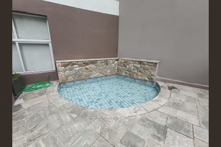 Apartamento à venda com 58m², 3 quartos e 1 vaga Apartamento à venda com 58m², 3 quartos e 1 vagaÁrea comum - Piscina