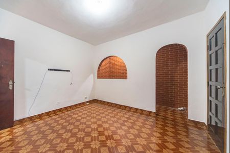 Casa à venda com 260m², 6 quartos e 1 vaga Casa à venda com 260m², 6 quartos e 1 vagaSala - Casa 2