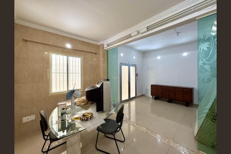 Sala de casa para alugar com 3 quartos, 150m² em Chácara Santo Antônio (zona Sul), São Paulo