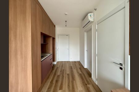 Sala de apartamento à venda com 1 quarto, 32m² em Campo Belo, São Paulo