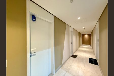 Apartamento à venda com 32m², 1 quarto e sem vaga Apartamento à venda com 32m², 1 quarto e sem vagaHall Apartamento