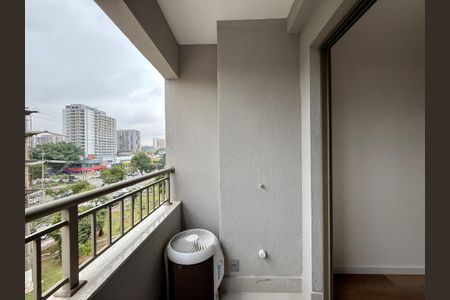 Apartamento à venda com 32m², 1 quarto e sem vaga Apartamento à venda com 32m², 1 quarto e sem vagaSacada