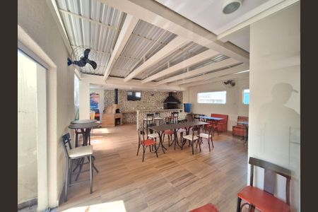 Apartamento à venda com 56m², 2 quartos e 1 vaga Apartamento à venda com 56m², 2 quartos e 1 vagaÁrea comum - Churrasqueira