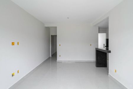 Sala de casa à venda com 3 quartos, 100m² em Parque Xangri-lá, Contagem