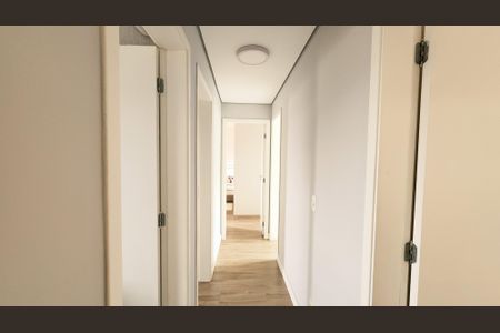 Apartamento à venda com 101m², 3 quartos e sem vaga Apartamento à venda com 101m², 3 quartos e sem vagaCorredor