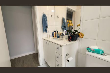 Apartamento à venda com 101m², 3 quartos e sem vaga Apartamento à venda com 101m², 3 quartos e sem vagaBanheiro Social