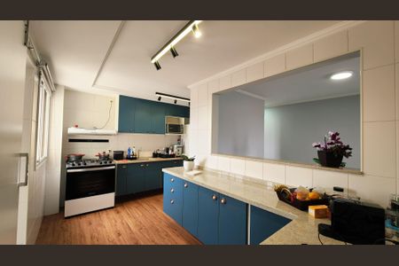 Apartamento à venda com 101m², 3 quartos e sem vaga Apartamento à venda com 101m², 3 quartos e sem vagaCozinha