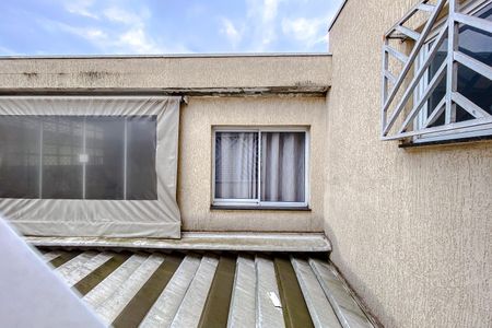 Casa para alugar com 340m², 5 quartos e 5 vagas Casa para alugar com 340m², 5 quartos e 5 vagasVista da Suíte 3