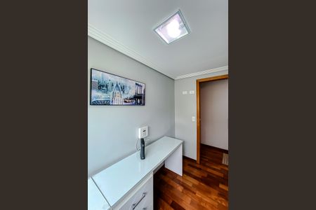 Casa para alugar com 340m², 5 quartos e 5 vagas Casa para alugar com 340m², 5 quartos e 5 vagasEscritório