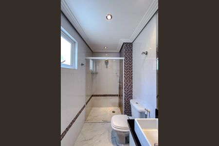 Casa para alugar com 340m², 5 quartos e 5 vagas Casa para alugar com 340m², 5 quartos e 5 vagasBanheiro da Suíte 3