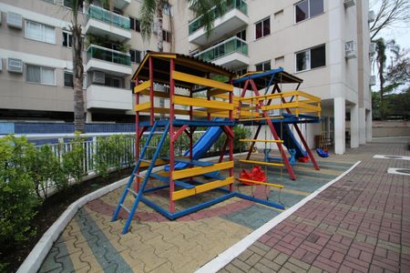 Apartamento para alugar com 62m², 2 quartos e 1 vagaPlayground