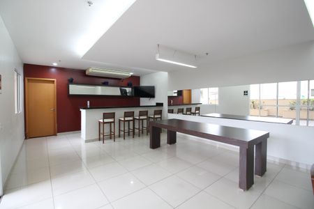 Apartamento para alugar com 62m², 2 quartos e 1 vagaÁrea comum - Salão de Festas