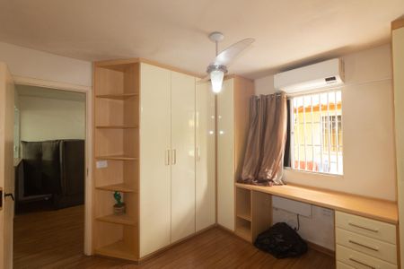 Quarto 1 de casa de condomínio para alugar com 2 quartos, 60m² em Senador Vasconcelos, Rio de Janeiro