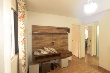 Sala de casa de condomínio para alugar com 2 quartos, 60m² em Senador Vasconcelos, Rio de Janeiro
