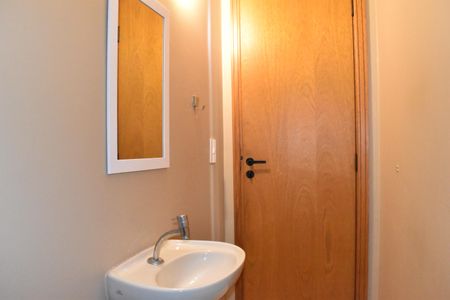 Apartamento para alugar com 105m², 2 quartos e 1 vagaLavabo