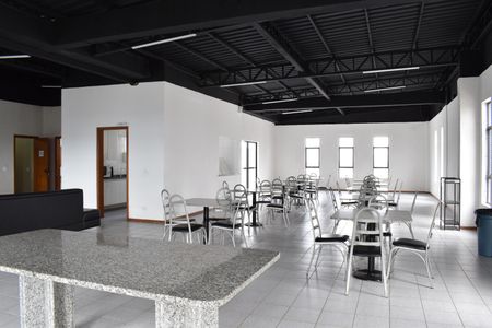 Apartamento para alugar com 105m², 2 quartos e 1 vagaÁrea comum - Salão de festas